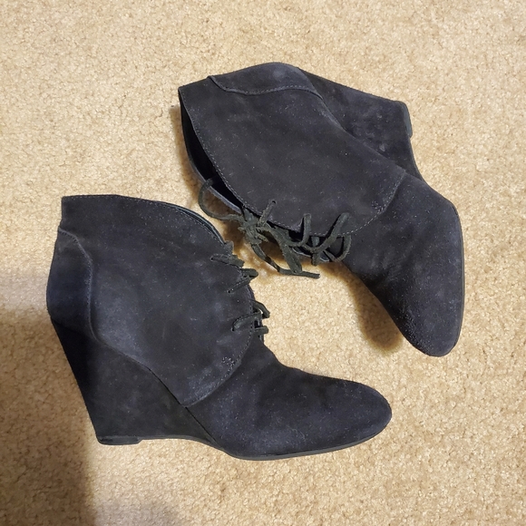 Via Spiga Fedora Suede Wedge Bootie sz 6 - Picture 9 of 9